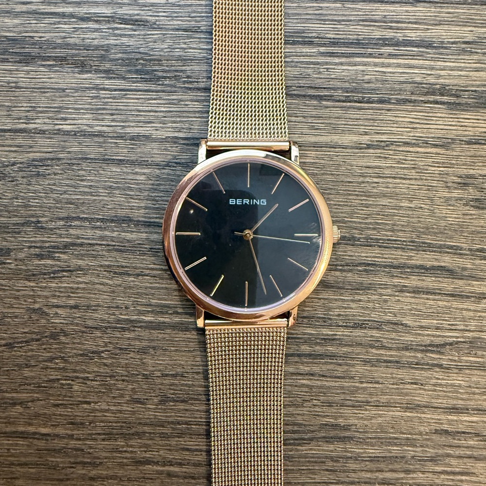 Ring Black Dial with Gold Mesh Strap Men's Watch